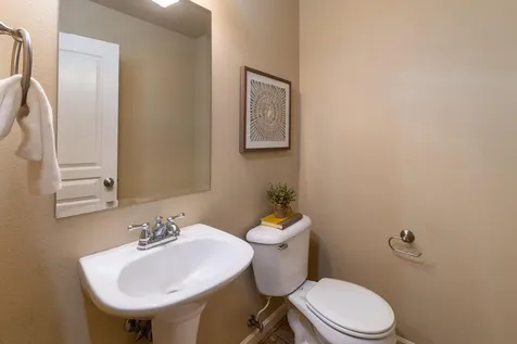 2822 NW Elm Avenue Redmond OR 97756