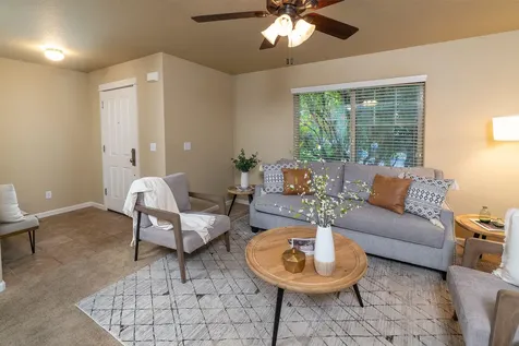 2822 NW Elm Avenue Redmond OR 97756