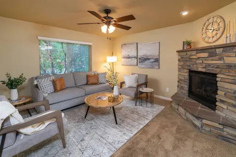2822 NW Elm Avenue Redmond OR 97756