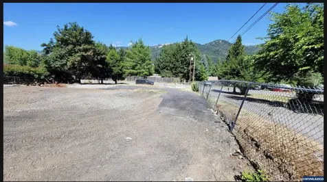 972 Arburnia Street Myrtle Creek OR 97457