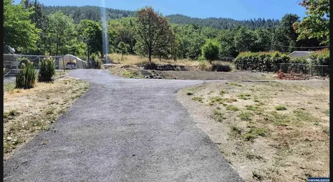 972 Arburnia Street Myrtle Creek OR 97457