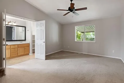 1829 NE 7th Street Redmond OR 97756