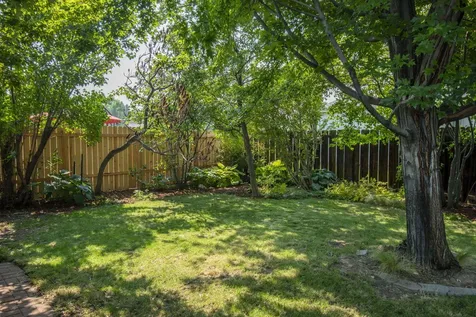 1829 NE 7th Street Redmond OR 97756