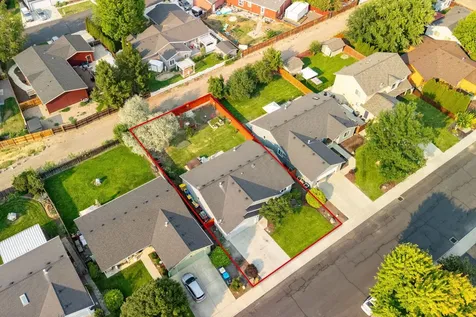 735 NE Oak Place Redmond OR 97756