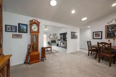 735 NE Oak Place Redmond OR 97756