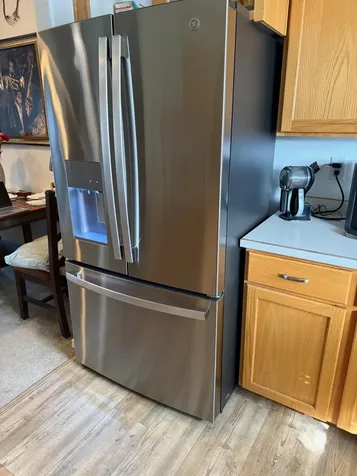 735 NE Oak Place Redmond OR 97756