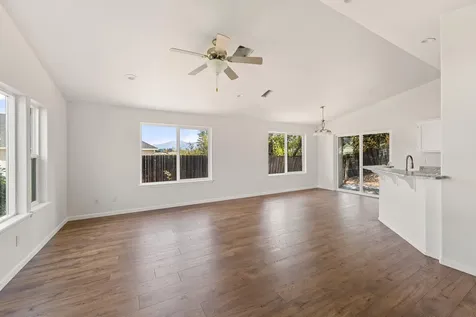 1149 SW Sturgeon Court Grants Pass OR 97527