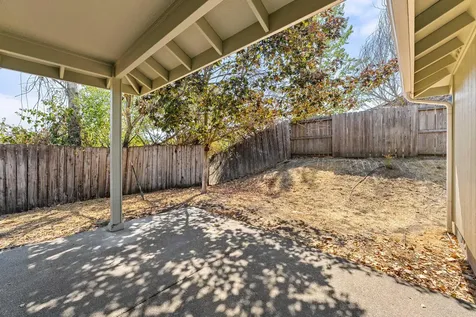 1149 SW Sturgeon Court Grants Pass OR 97527