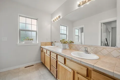63441 Ledgestone Court Bend OR 97701
