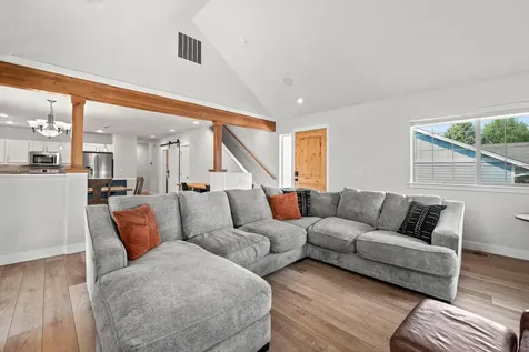 63441 Ledgestone Court Bend OR 97701
