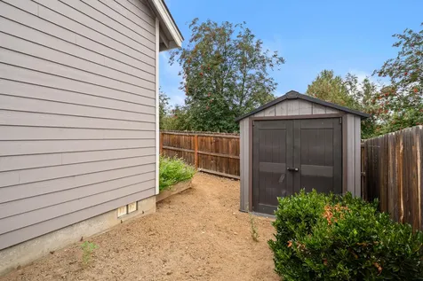 63441 Ledgestone Court Bend OR 97701