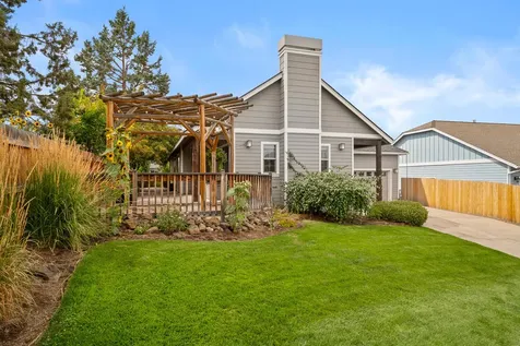 63441 Ledgestone Court Bend OR 97701