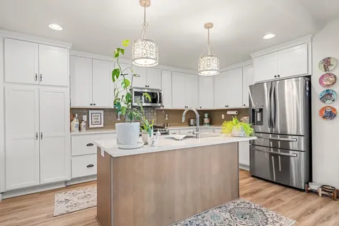 2025 Hondeleau Lane Medford OR 97504