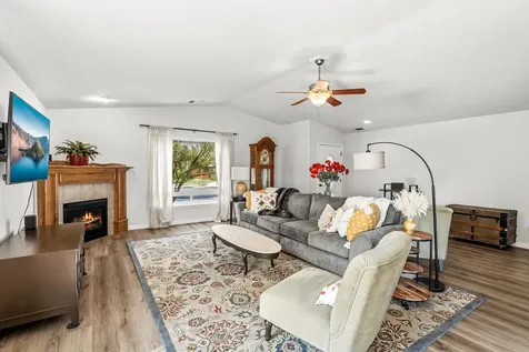 2294 Kingswood Drive Medford OR 97501