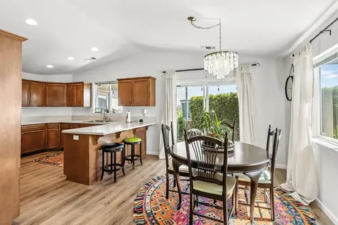 2294 Kingswood Drive Medford OR 97501