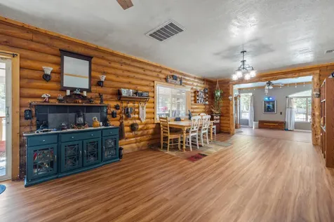 4093 Round Lake Road Klamath Falls OR 97601