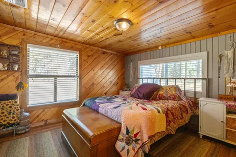 4093 Round Lake Road Klamath Falls OR 97601