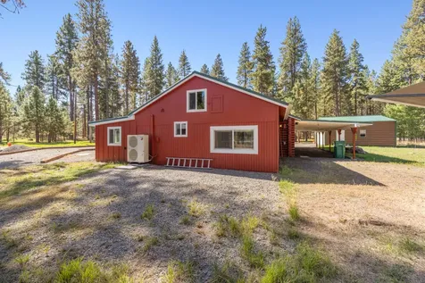 4093 Round Lake Road Klamath Falls OR 97601