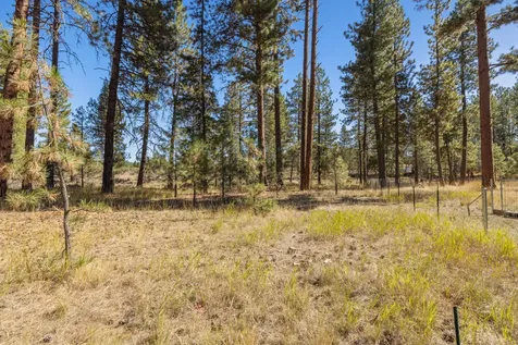4093 Round Lake Road Klamath Falls OR 97601