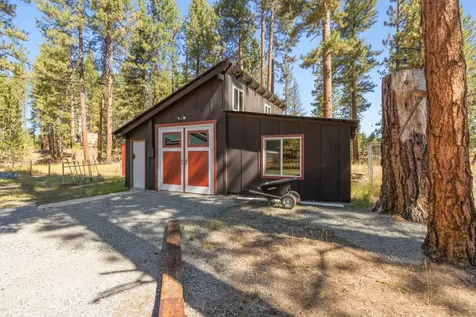 4093 Round Lake Road Klamath Falls OR 97601