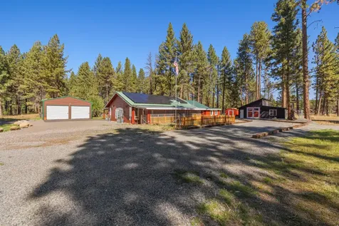4093 Round Lake Road Klamath Falls OR 97601