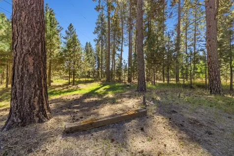 4093 Round Lake Road Klamath Falls OR 97601