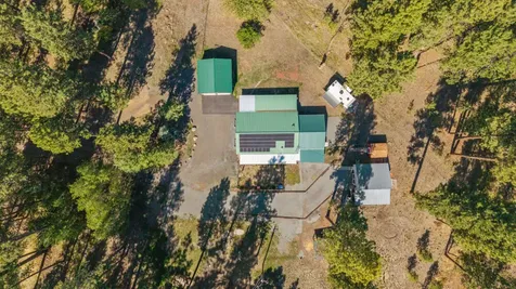 4093 Round Lake Road Klamath Falls OR 97601