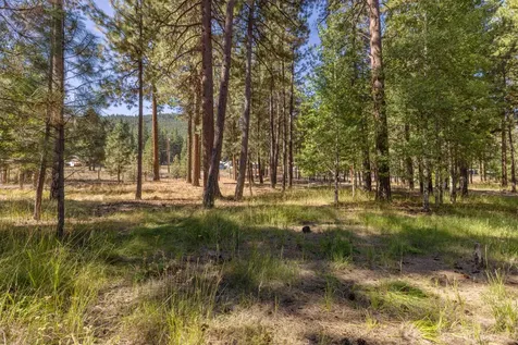 4093 Round Lake Road Klamath Falls OR 97601