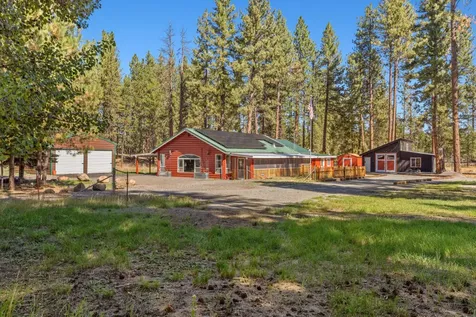 4093 Round Lake Road Klamath Falls OR 97601