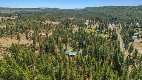 4093 Round Lake Road Klamath Falls OR 97601