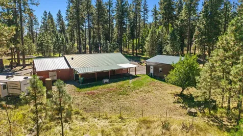 4093 Round Lake Road Klamath Falls OR 97601