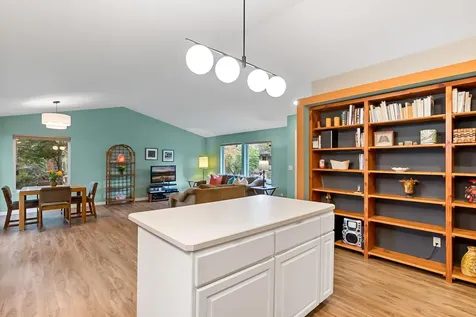 20753 Will Scarlet Lane Bend OR 97702