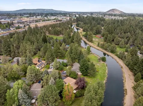 20753 Will Scarlet Lane Bend OR 97702
