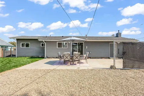 795 SE Fairview Street Prineville OR 97754