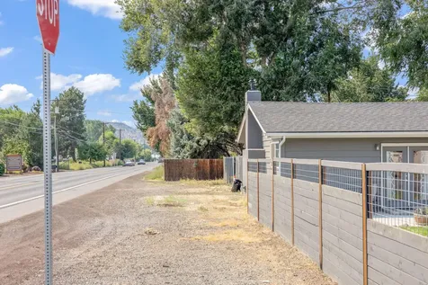 795 SE Fairview Street Prineville OR 97754