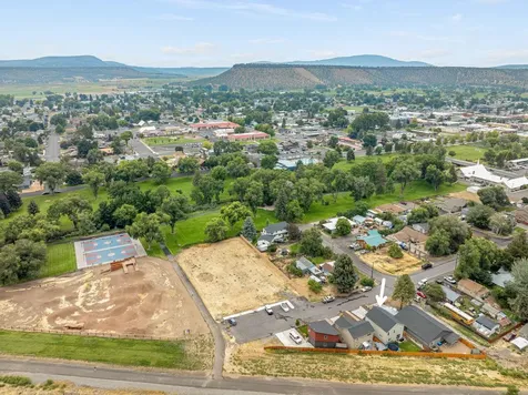 847 NE 6th Street Prineville OR 97754