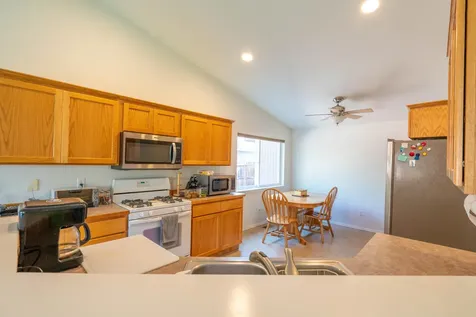 2121 NW 20th Court Redmond OR 97756