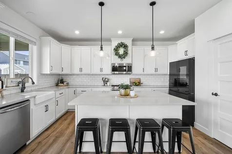 2647 NW Greenwood Avenue Redmond OR 97756