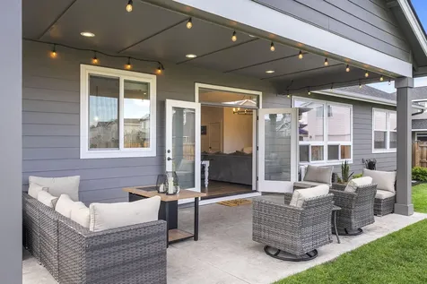 2647 NW Greenwood Avenue Redmond OR 97756