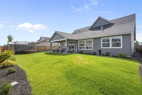 2647 NW Greenwood Avenue Redmond OR 97756