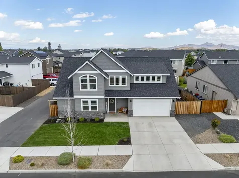 2647 NW Greenwood Avenue Redmond OR 97756