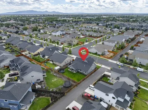 2647 NW Greenwood Avenue Redmond OR 97756