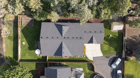 2679 SW Salmon Avenue Redmond OR 97756