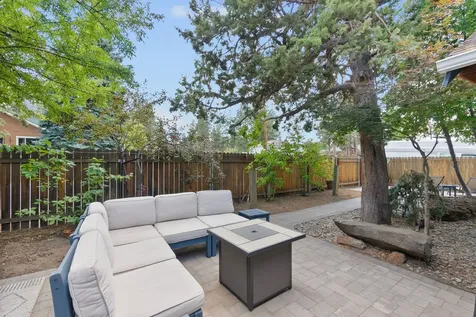 977 SW Hill Street Bend OR 97702