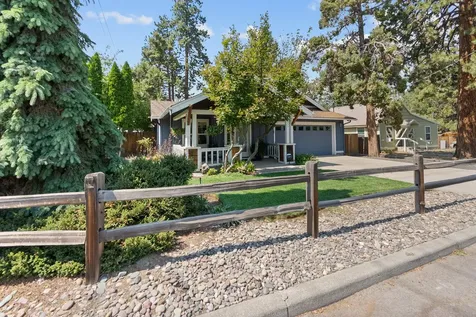 977 SW Hill Street Bend OR 97702