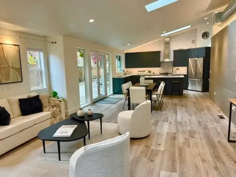 977 SW Hill Street Bend OR 97702