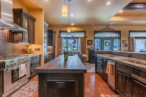 3861 Calle Vista Drive Medford OR 97504