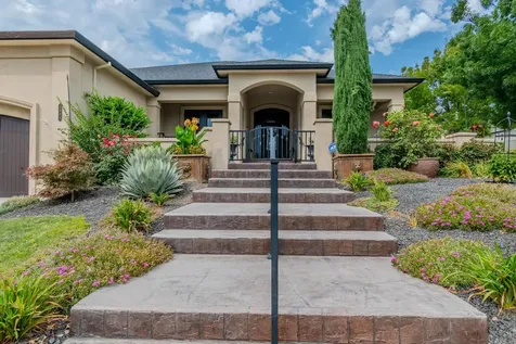 3861 Calle Vista Drive Medford OR 97504