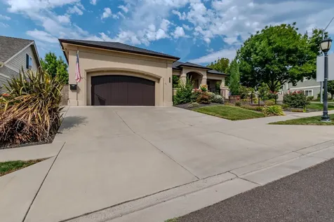 3861 Calle Vista Drive Medford OR 97504