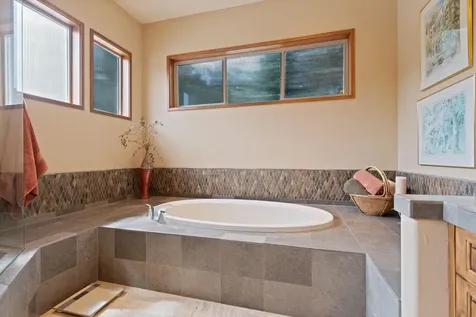 1432 NW Remarkable Drive Bend OR 97703